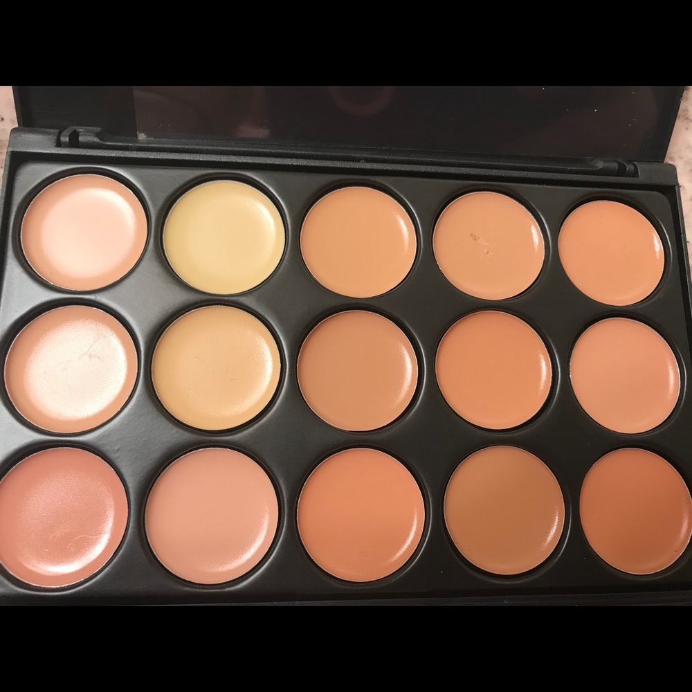 Concealer & Contour Palette